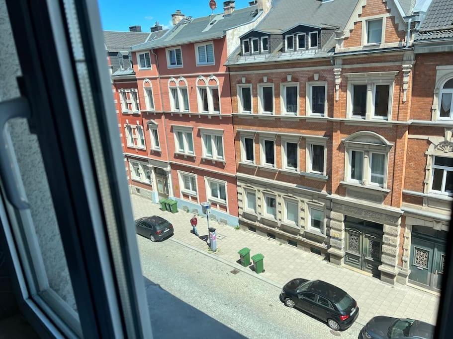 Schoenes City-Apartment Im Zentrum Mit Balkon Hof  Kültér fotó